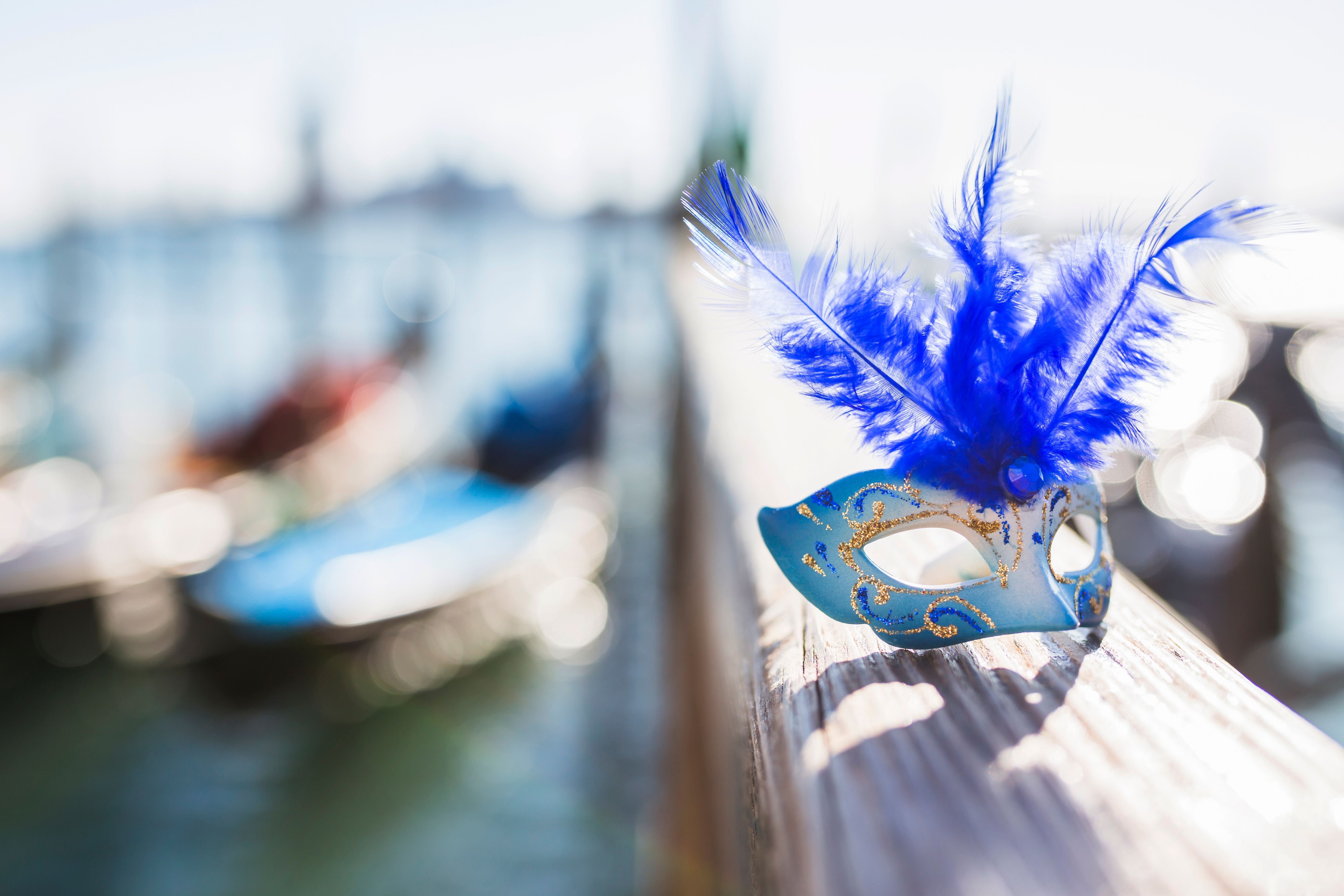 elegant-venetian-carnival-composition.jpg